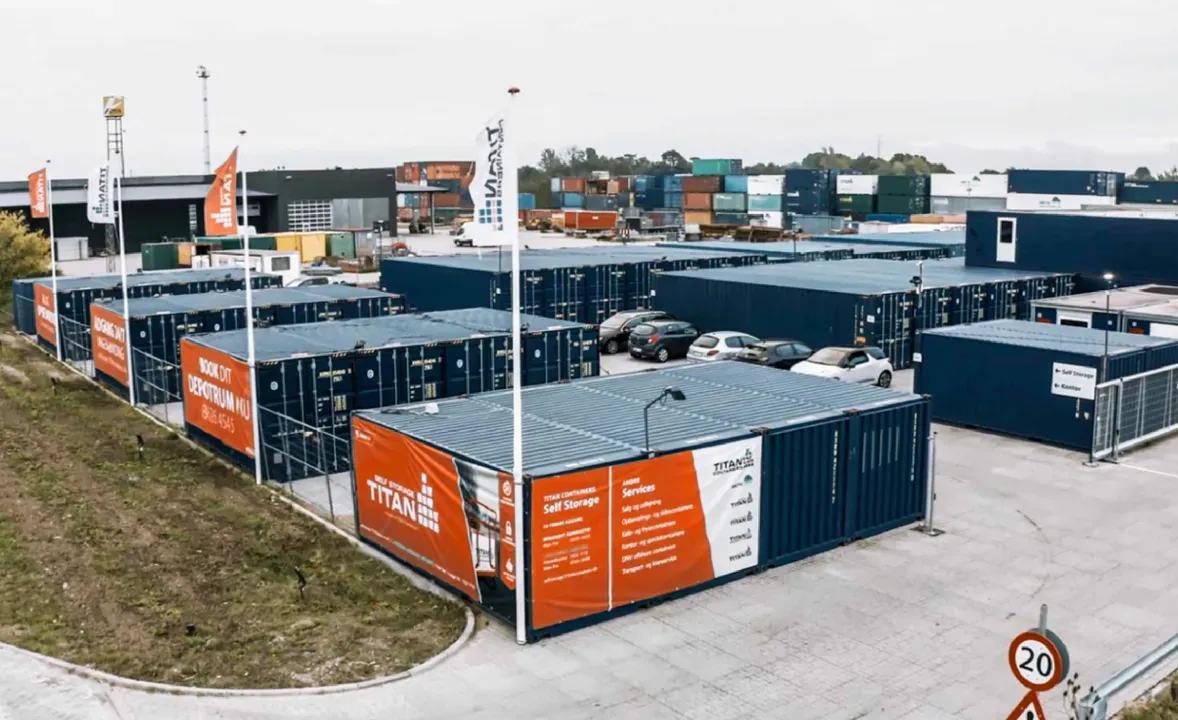 containers powered with solar energy